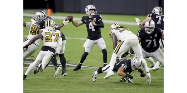 Las Vegas Raiders besegrade New Orleans Saints för en vinnande rad i den nya säsongen
